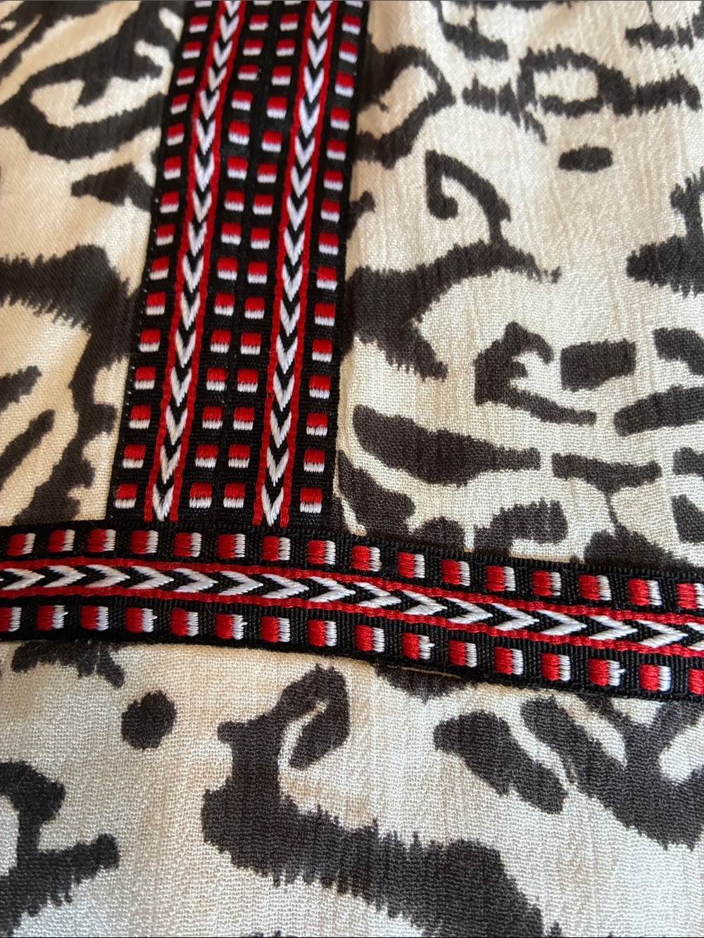 Sleeveless V-Neck Midi Dress in Black & White with Red Trim - Picture 5 of 6